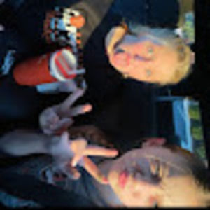 Meet your Posher, Violet